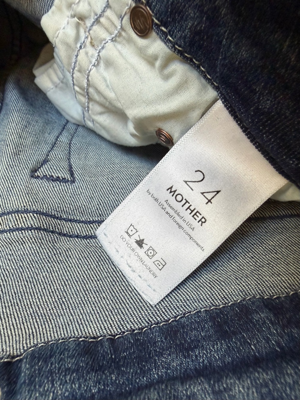MOTHER The Looker Groovin Size 24 Denim Jeans Medium Wash Summer Girls Night - Picture 11 of 14